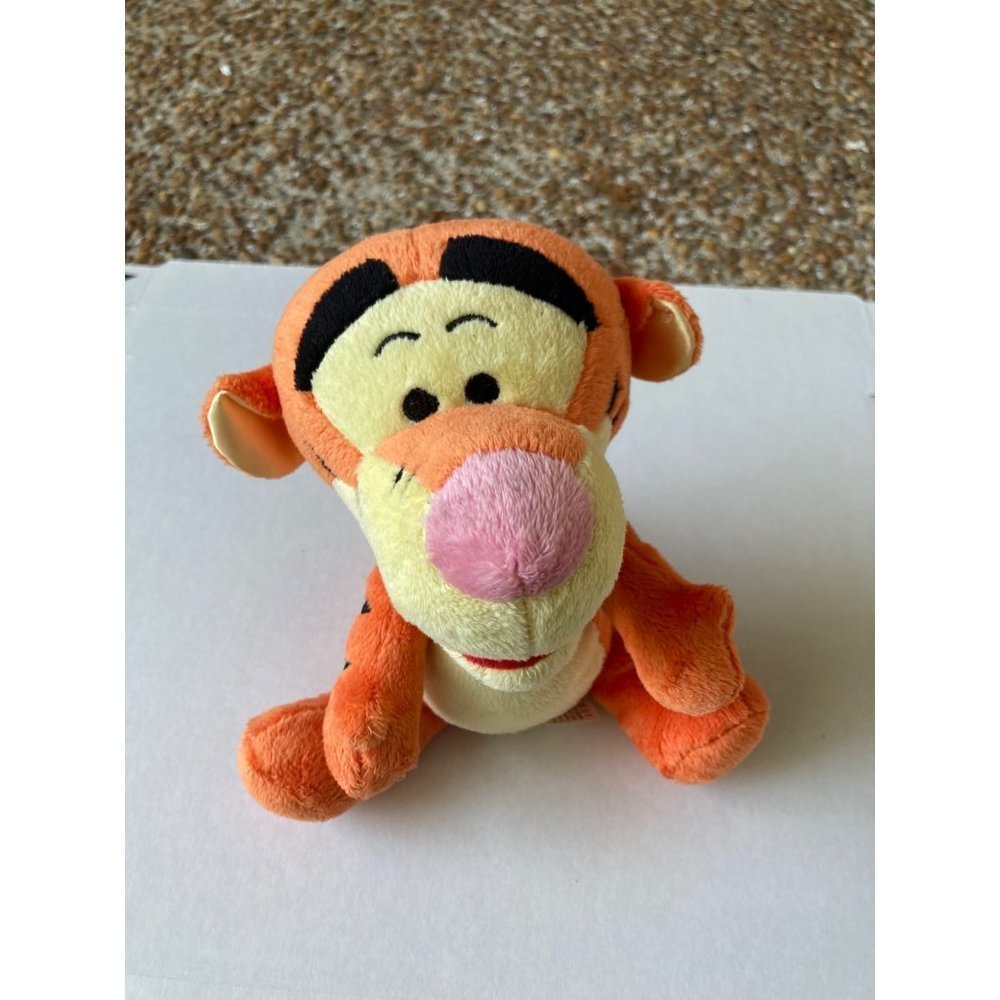 NWOT Disney baby Tigger plush